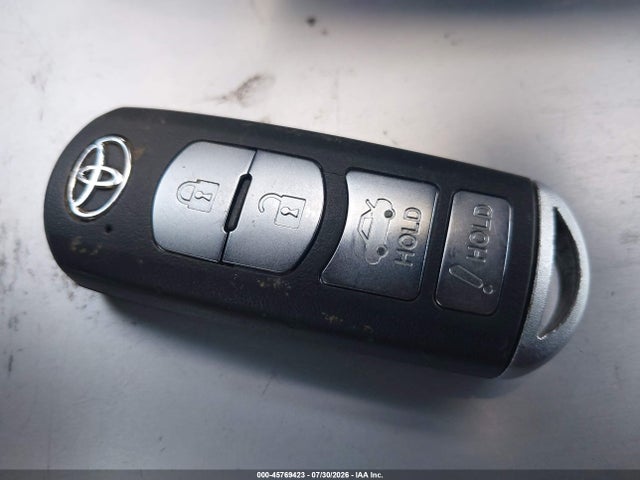 3MYDLBYV4JY311749 Toyota YARIS IA