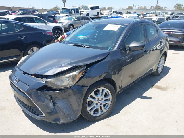 3MYDLBYV4JY311749 Toyota YARIS IA