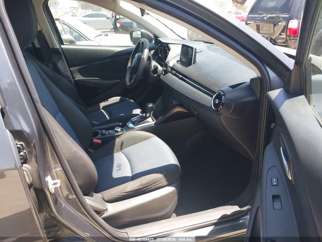 3MYDLBYV4JY311749 Toyota YARIS IA