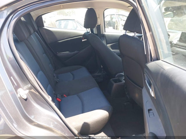 3MYDLBYV4JY311749 Toyota YARIS IA