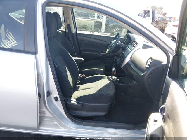 3N1CN7AP1KL851056 Nissan Versa 1.6 Sv