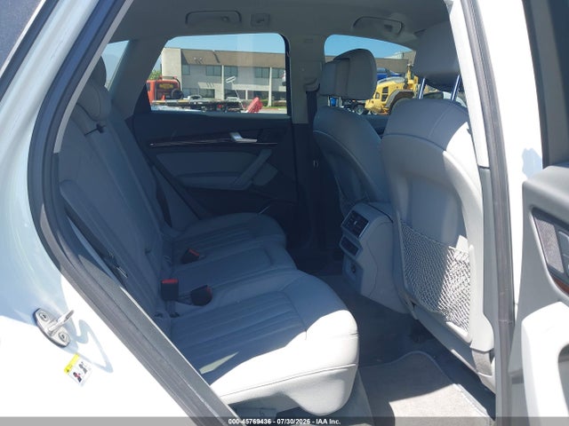 WA1ANAFY3K2126315 Audi Q5 45 Premium