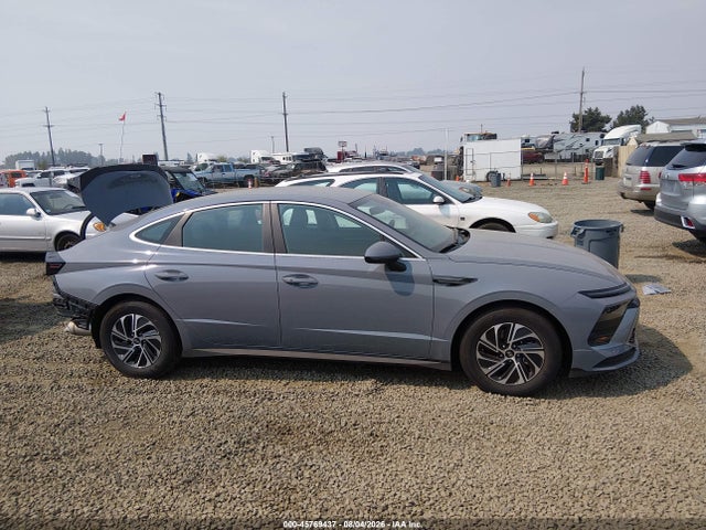 KMHL24JJ2TA161658 Hyundai Sonata Hybrid Blue