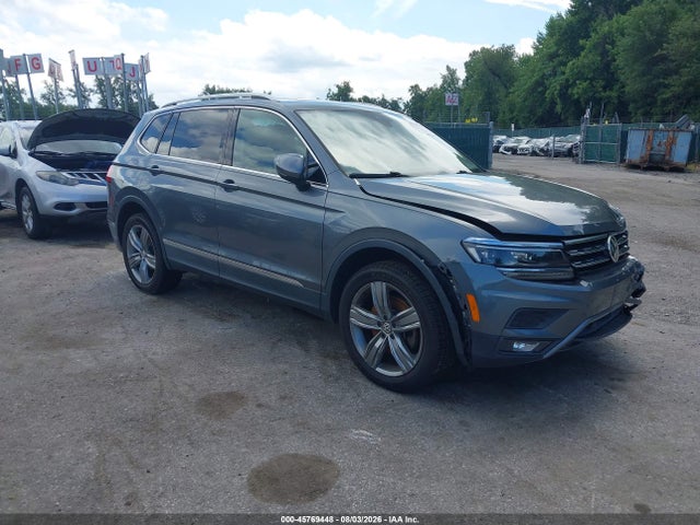Продажа на аукционе авто 2018 Volkswagen Tiguan 2.0t Sel Premium, vin: 3VV5B7AX0JM172887, номер лота: 45769448