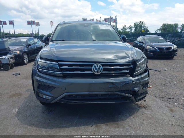 Продажа на аукционе авто 2018 Volkswagen Tiguan 2.0t Sel Premium, vin: 3VV5B7AX0JM172887, номер лота: 45769448