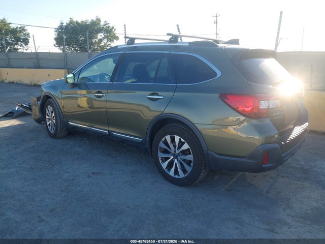 4S4BSATC3J3309651 Subaru Outback 2.5i Touring