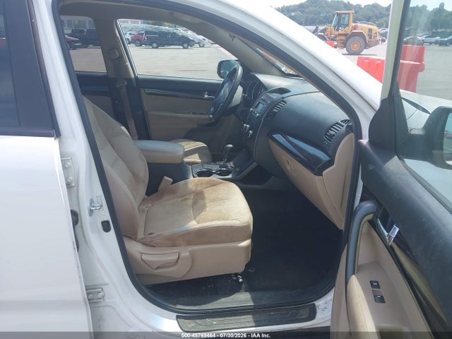 Продажа на аукционе авто 2011 Kia Sorento Lx V6, vin: 5XYKTDA23BG108617, номер лота: 45769464