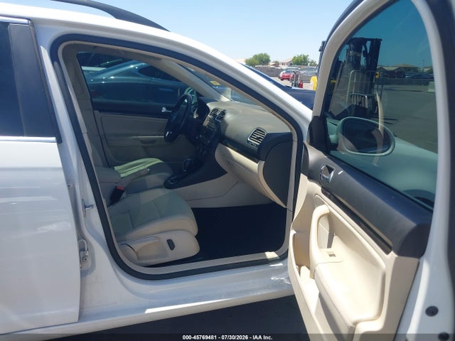 3VWPL7AJ6EM601937 Volkswagen Jetta Sportwagen 2.0l Tdi