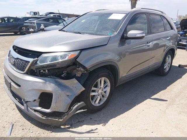 KIA SORENTO LX 2014 5XYKTCA63EG530534 Image 2