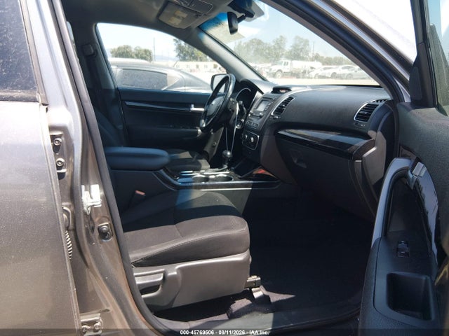 KIA SORENTO LX 2014 5XYKTCA63EG530534 Image 5