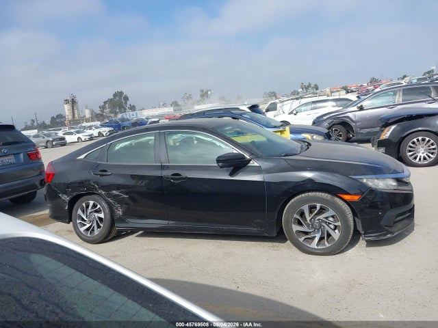 Aukcja sprzedaży 2018 Honda Civic Ex, vin: 2HGFC2F70JH596257, numer aukcji: 45769508