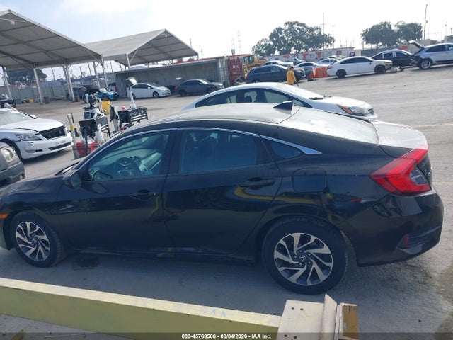 Aukcja sprzedaży 2018 Honda Civic Ex, vin: 2HGFC2F70JH596257, numer aukcji: 45769508