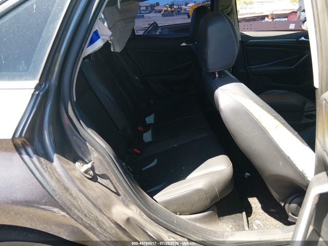 3VWE57BU2KM062481 Volkswagen Jetta 1.4t Sel
