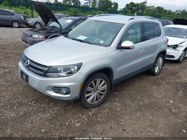 2012 Volkswagen Tiguan Se მანქანა იყიდება აუქციონზე, vin: WVGAV7AX8CW522544, აუქციონის ნომერი: 45769525