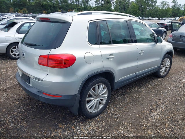 2012 Volkswagen Tiguan Se მანქანა იყიდება აუქციონზე, vin: WVGAV7AX8CW522544, აუქციონის ნომერი: 45769525