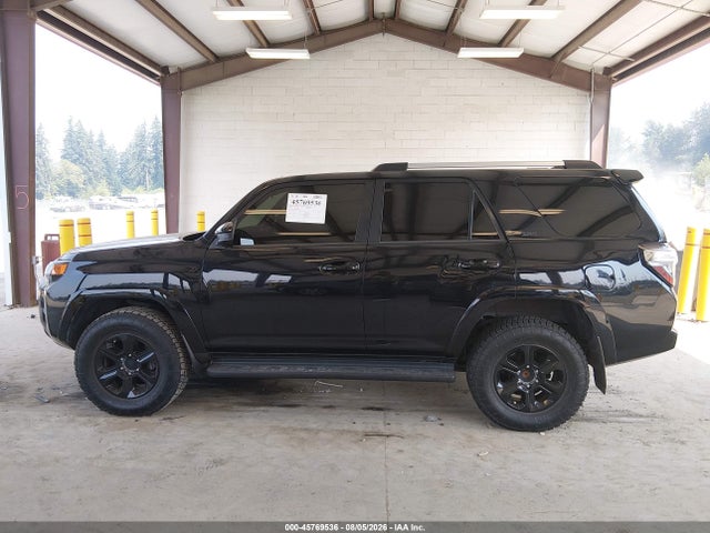 Toyota 4RUNNER SR5 2021 JTEMU5JR2M5920118 Image 15