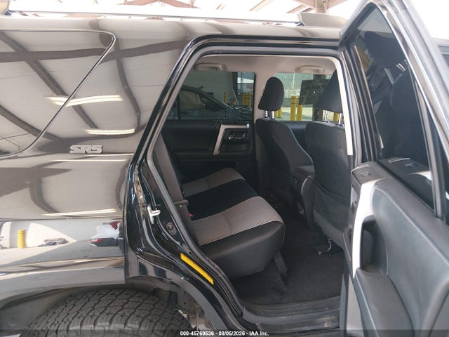 Toyota 4RUNNER SR5 2021 JTEMU5JR2M5920118 Image 8