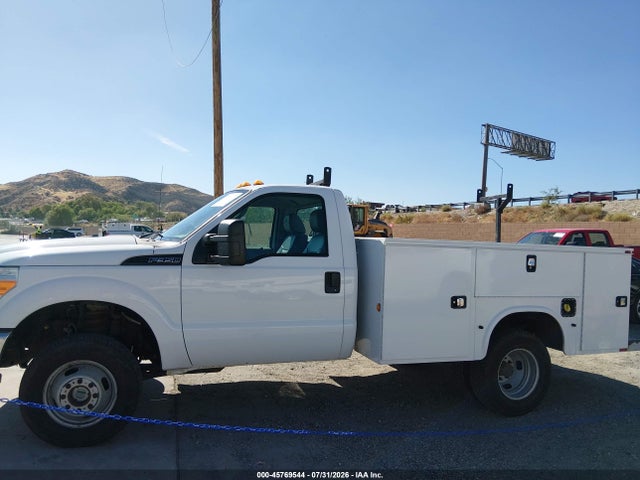 Ford F-350 Chassis Xl 2016 1FDRF3H61GEC86689 Image 15