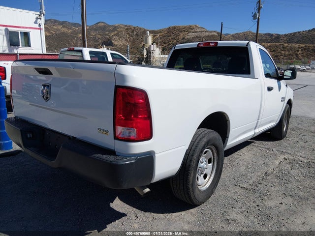 45769568 :رقم المزاد ، 3C6JR6DG5JG255364 vin ، 2018 Ram 1500 Tradesman  4x2 8' Box مزاد بيع