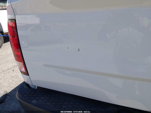 45769568 :رقم المزاد ، 3C6JR6DG5JG255364 vin ، 2018 Ram 1500 Tradesman  4x2 8' Box مزاد بيع