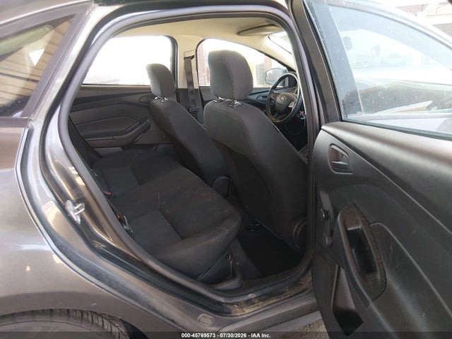 Ford FOCUS S 2017 1FADP3E24HL333424 Image 8