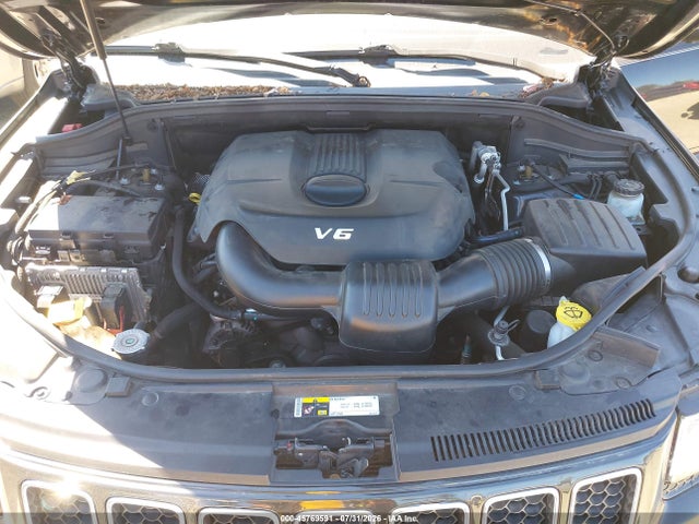 1C4RJFCG4EC460364 Jeep Grand Cherokee Overland