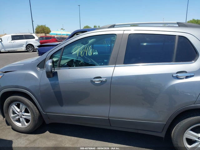 KL7CJLSB8KB940304 Chevrolet Trax Lt