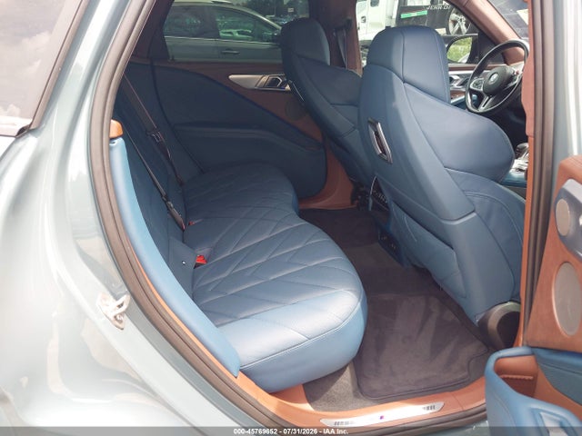 45769652 :رقم المزاد ، 5YM23CS06P9R58426 vin ، 2023 Bmw Xm مزاد بيع