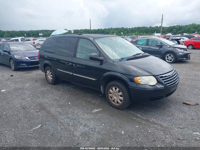 45769655 :رقم المزاد ، 2A4GP54L56R740437 vin ، 2006 Chrysler Town & Country Touring مزاد بيع