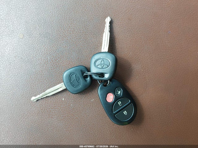 45769662 :رقم المزاد ، 5TDDW5G1XAS038510 vin ، 2010 Toyota Sequoia Platinum 5.7l V8 مزاد بيع