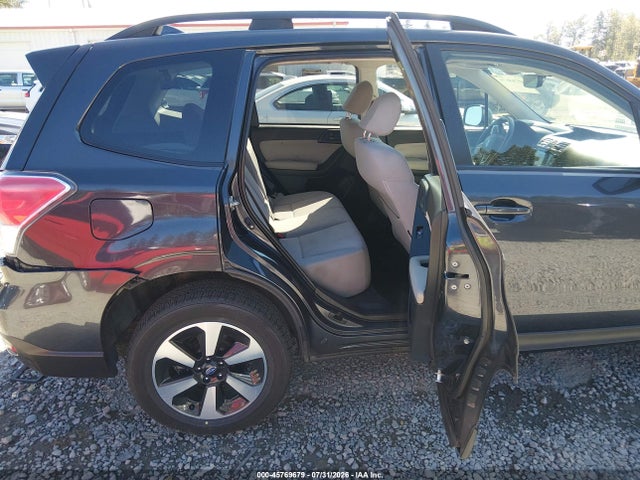 Subaru Forester 2.5i Premium 2018 JF2SJAGC1JH496216 Image 8