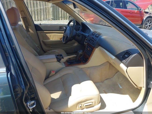 45769700 :رقم المزاد ، JH4KA7671NC030003 vin ، 1992 Acura Legend Ls مزاد بيع