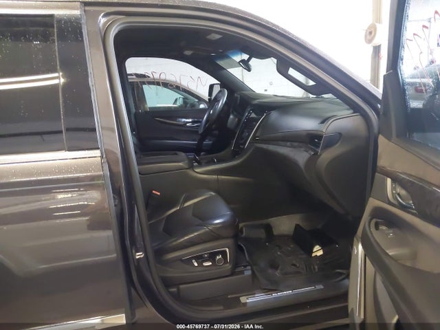 2016 Cadillac Escalade Platinum მანქანა იყიდება აუქციონზე, vin: 1GYS4DKJ2GR106072, აუქციონის ნომერი: 45769737