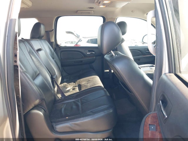 Продаж на аукціоні авто 2014 Chevrolet Suburban Lt, vin: 1GNSKJE77ER201841, номер лоту: 45769754