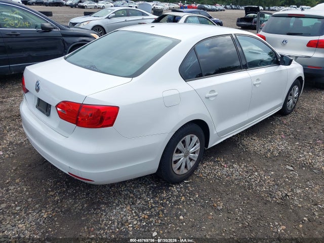 Продаж на аукціоні авто 2014 Volkswagen Jetta 2.0l S, vin: 3VW2K7AJ7EM352707, номер лоту: 45769756