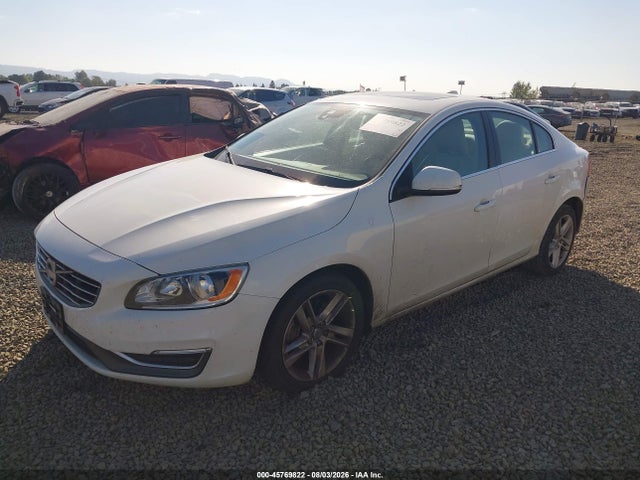 Volvo S60 T5 2014 YV1612FS3E2278120 Image 2