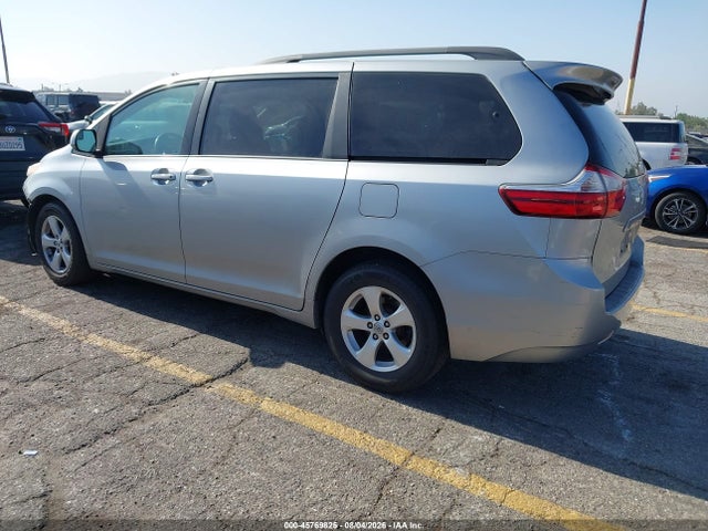 5TDKK3DC4GS748296 Toyota Sienna Le 8 Passenger