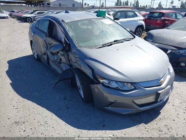 2018 1G1RC6S56JU141393 main image