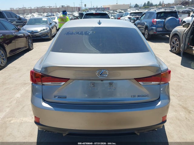 Lexus IS 200T 2017 JTHBA1D28H5045191 Image 15