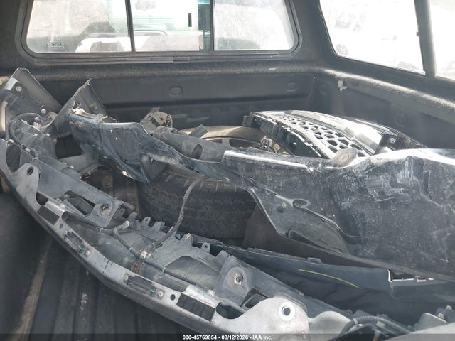 3GCUKREC8FG385945 Chevrolet Silverado 1500 Lt