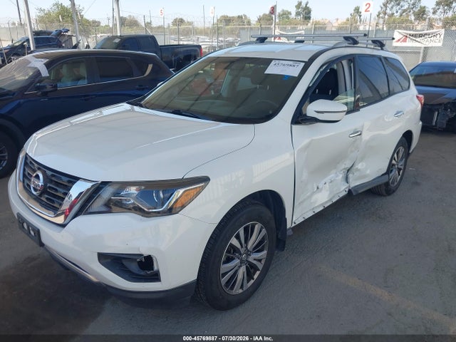 Nissan Pathfinder S 2018 5N1DR2MN8JC666883 Image 2