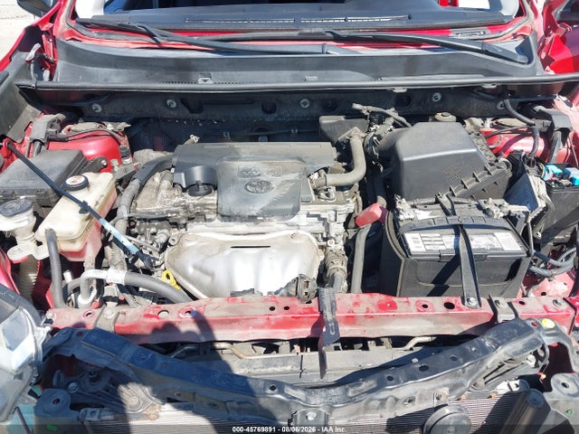 JTMZFREV5HJ124320 Toyota RAV4 LE