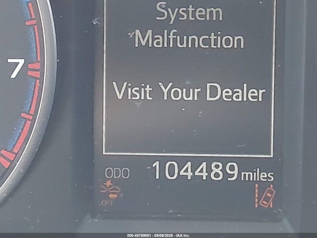 JTMZFREV5HJ124320 Toyota RAV4 LE