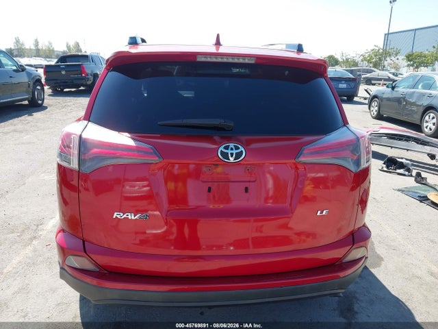 JTMZFREV5HJ124320 Toyota RAV4 LE