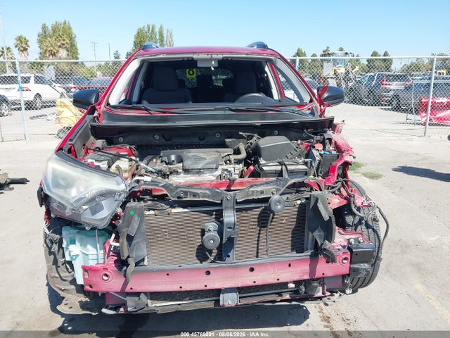 JTMZFREV5HJ124320 Toyota RAV4 LE