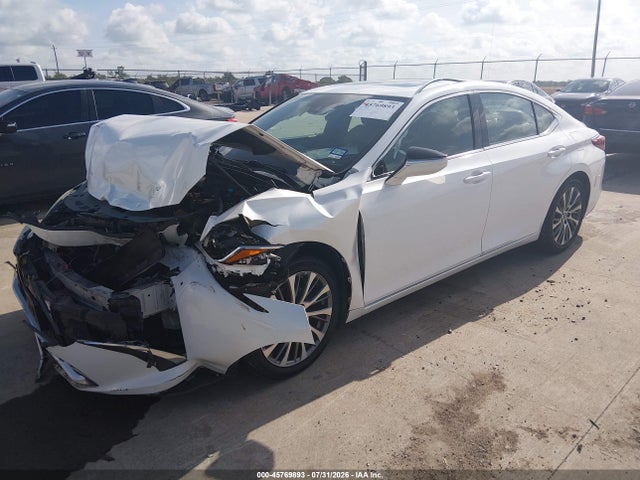 2019 Lexus Es 350 მანქანა იყიდება აუქციონზე, vin: 58ABZ1B17KU004525, აუქციონის ნომერი: 45769893