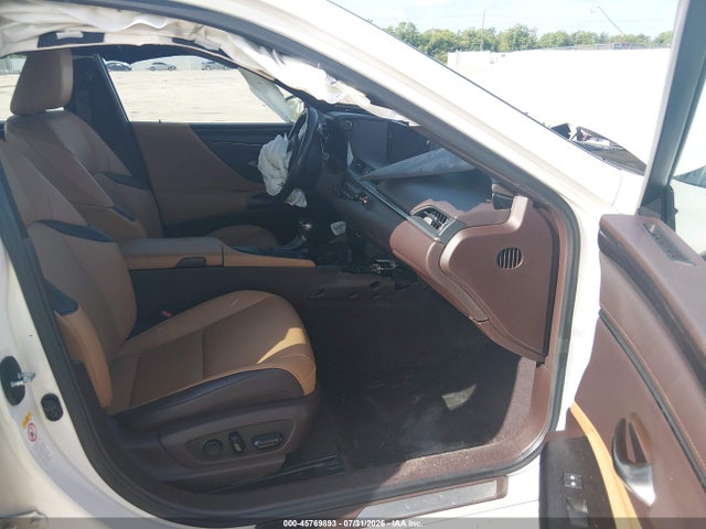 2019 Lexus Es 350 მანქანა იყიდება აუქციონზე, vin: 58ABZ1B17KU004525, აუქციონის ნომერი: 45769893