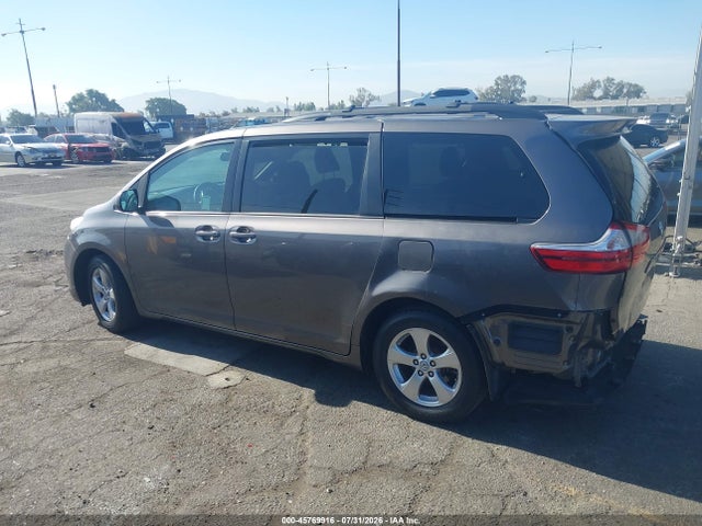 Toyota Sienna Le 8 Passenger 2015 5TDKK3DC6FS601668 Image 15