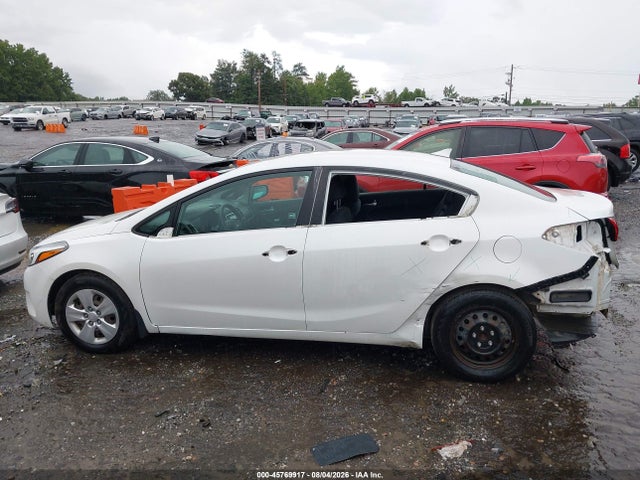 Продаж на аукціоні авто 2017 Kia Forte Lx, vin: 3KPFL4A73HE130295, номер лоту: 45769917