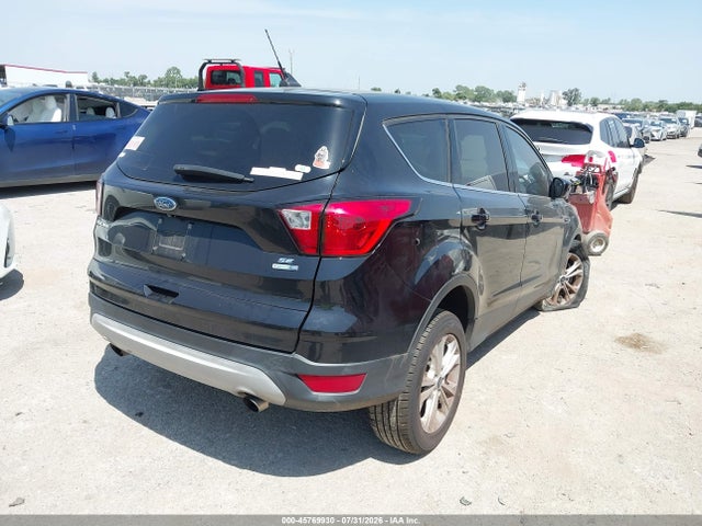 Продажа на аукционе авто 2019 Ford Escape Se, vin: 1FMCU9GD9KUC26205, номер лота: 45769930